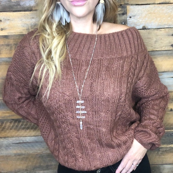 Sweater - Picture 5 of 6